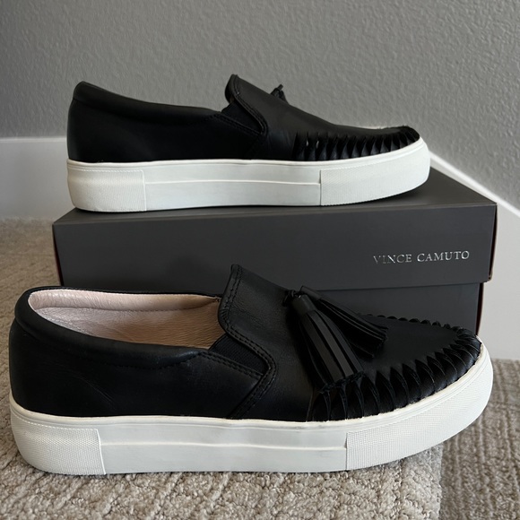 Vince Camuto Leather Sport Slip-on Shoes Size 10M - Picture 2 of 11